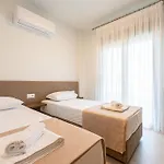 Lägenhet Hasi Two Bedroom Nea Moudhania